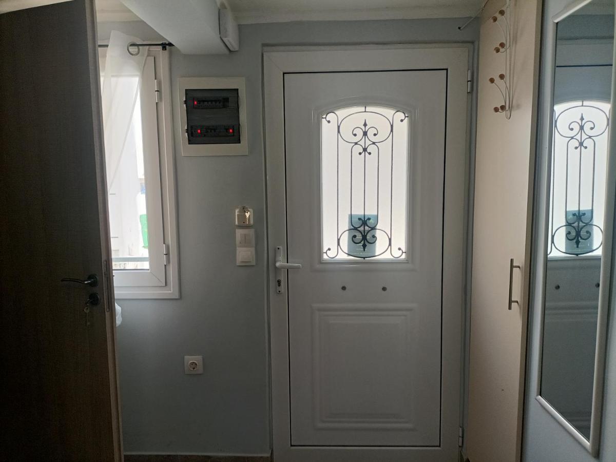 Apartamento Cozy Studio Atenas Exterior foto